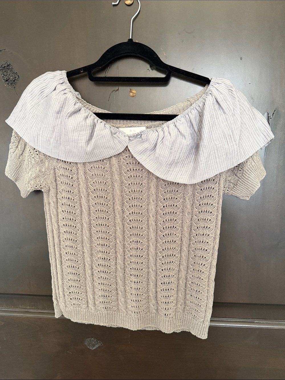 RN Gray Women’s Knit Sweater with Contrast Collar Size XS